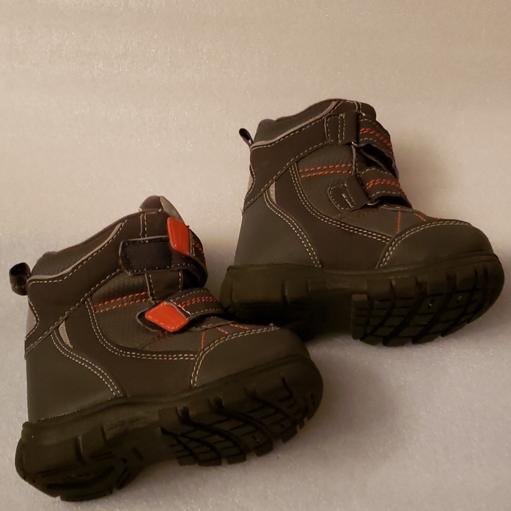 Snow Boots